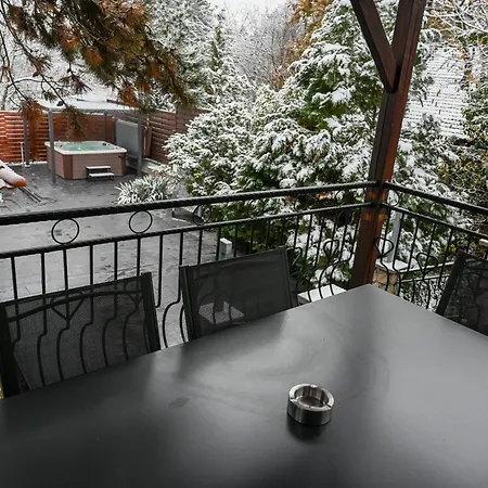 Budapest Wellness Apartmán Erd